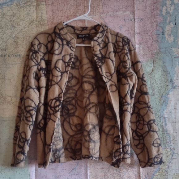 100% wool Jones New York top button cape - Picture 2 of 5